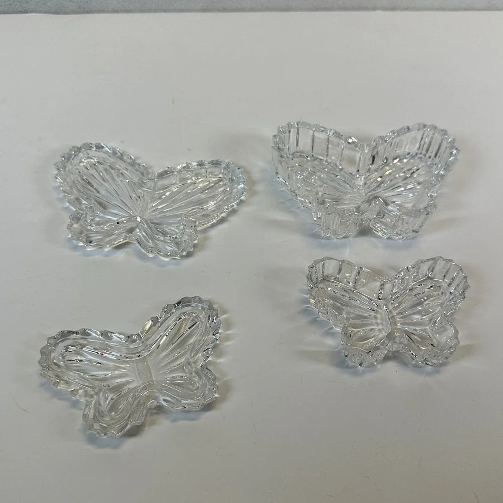 Vintage Clear Pressed Glass Butterfly Trinket Dish Set 2 Small Jewelry Catchall